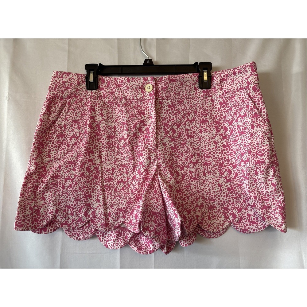 Crown & Ivy Shelby Scalloped Leg Shorts 14 Pink /White Summer Vacation Wear